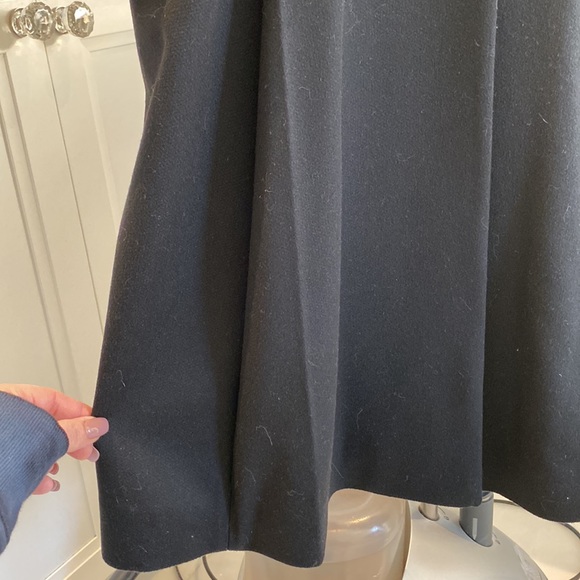 Hugo Boss winter coat - Picture 5 of 12